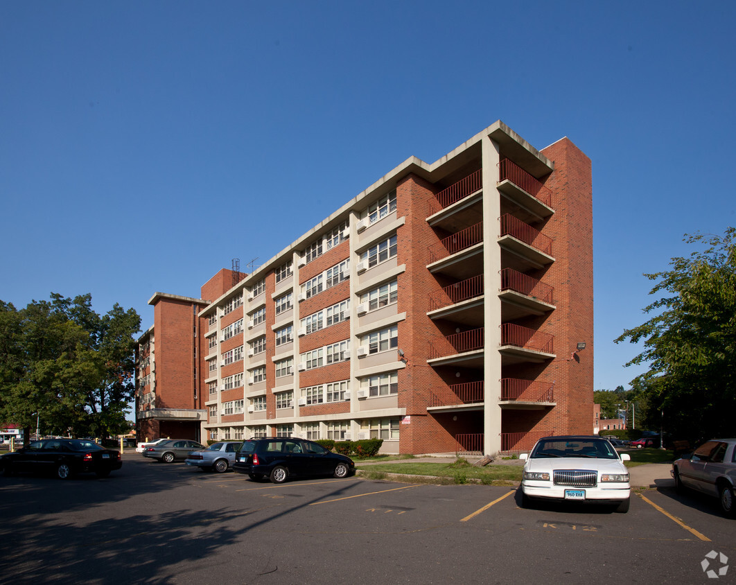 Foto del edificio - John F. Kennedy Apartments