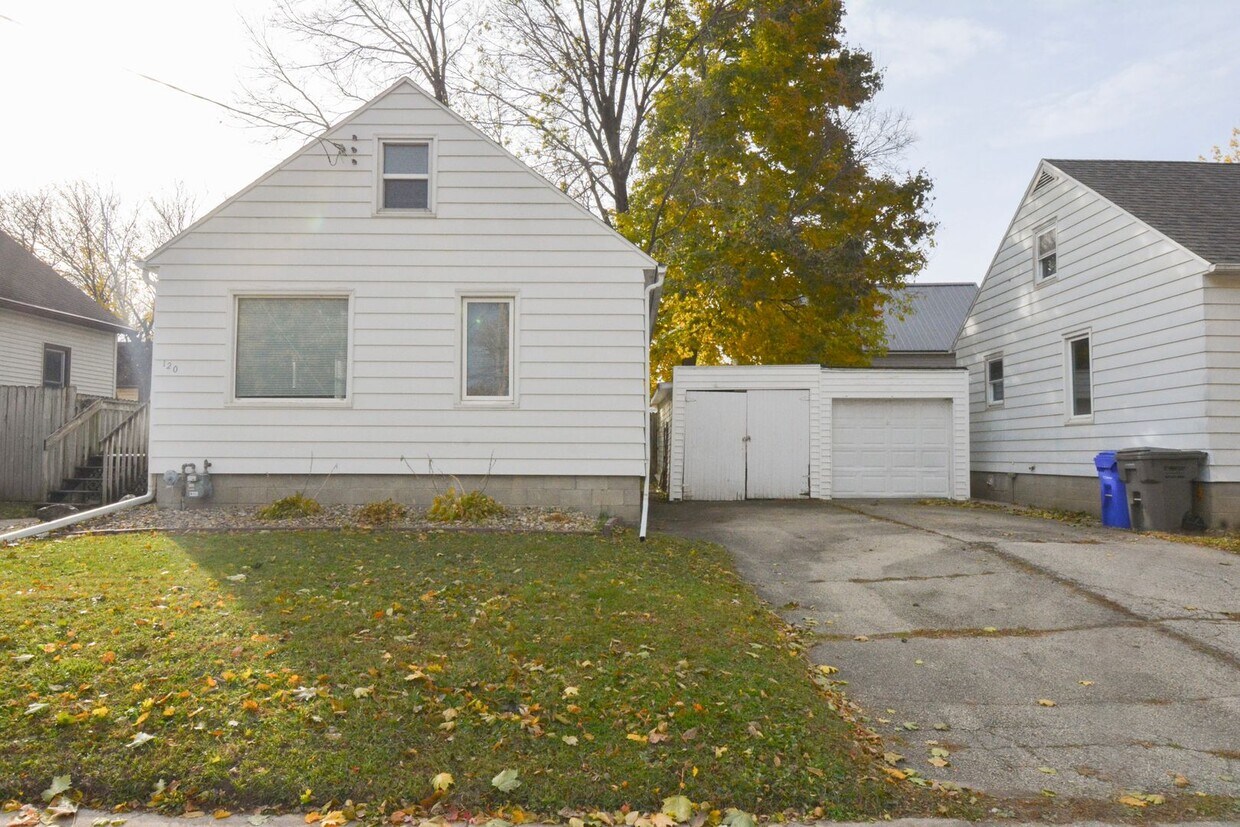 Foto principal - Homey House Near Goose Egg Park Available ...