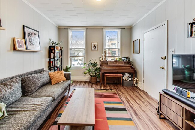 Foto del edificio - 1321 N Campbell Ave