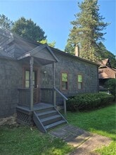 Building Photo - 1872 Blossom Rd
