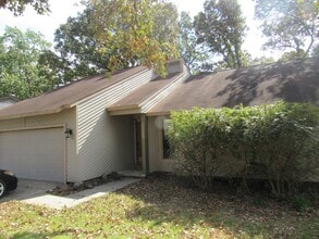 Building Photo - 1013 Nicole Dr