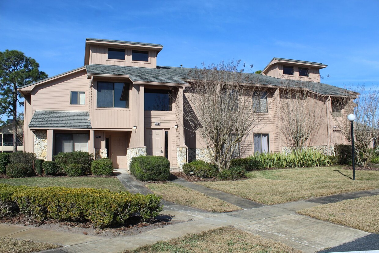 Primary Photo - 2 bed, 2 full bath condo in Pelican Bay