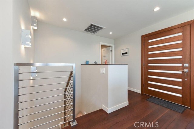 Foto del edificio - 2192 Crestview Dr