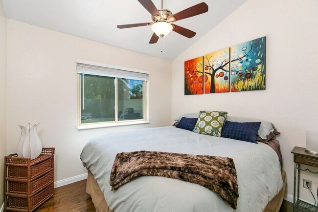 Foto del edificio - 1410 Westwood Place