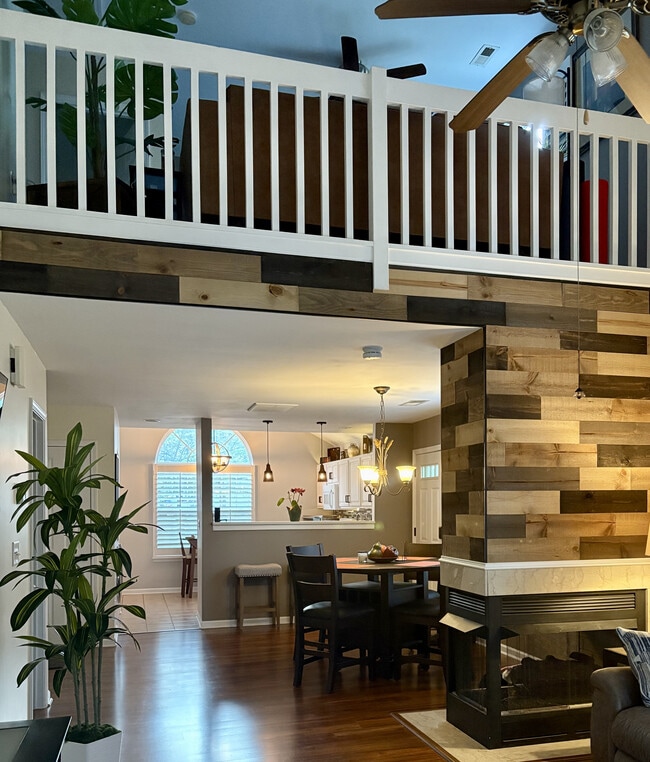 Building Photo - 9947 Reindeer Way Ln