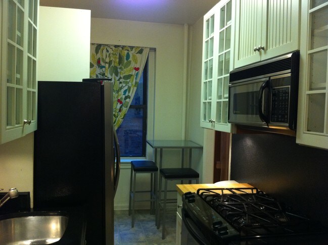 Kitchen - 37-21 80th St