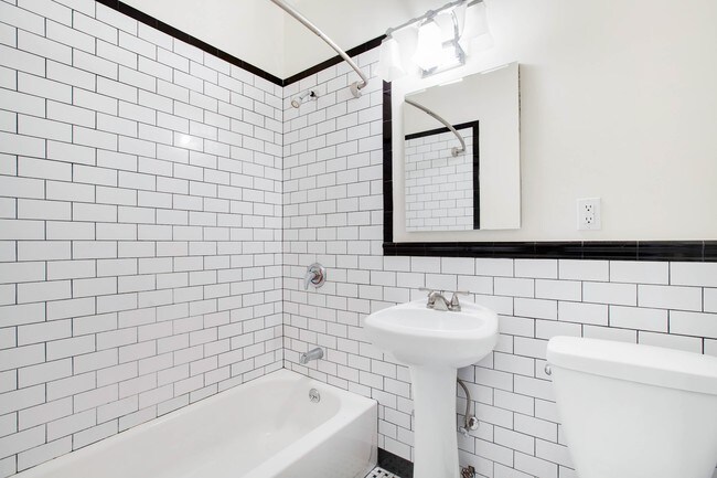 Foto del interior - 68 Hausman St