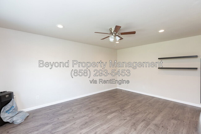 Foto del edificio - 257 Meadowbrook Dr