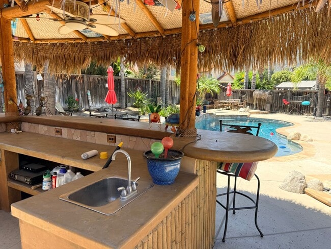 Building Photo - 4 Bedroom Pool House for rent in South Temecula