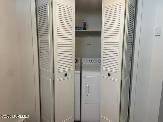 Building Photo - 140 Amberly Dr