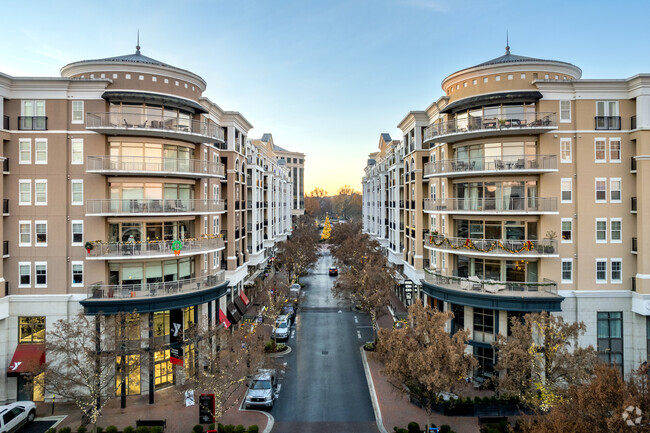 Building Photo - Piedmont Row West - Bldg D