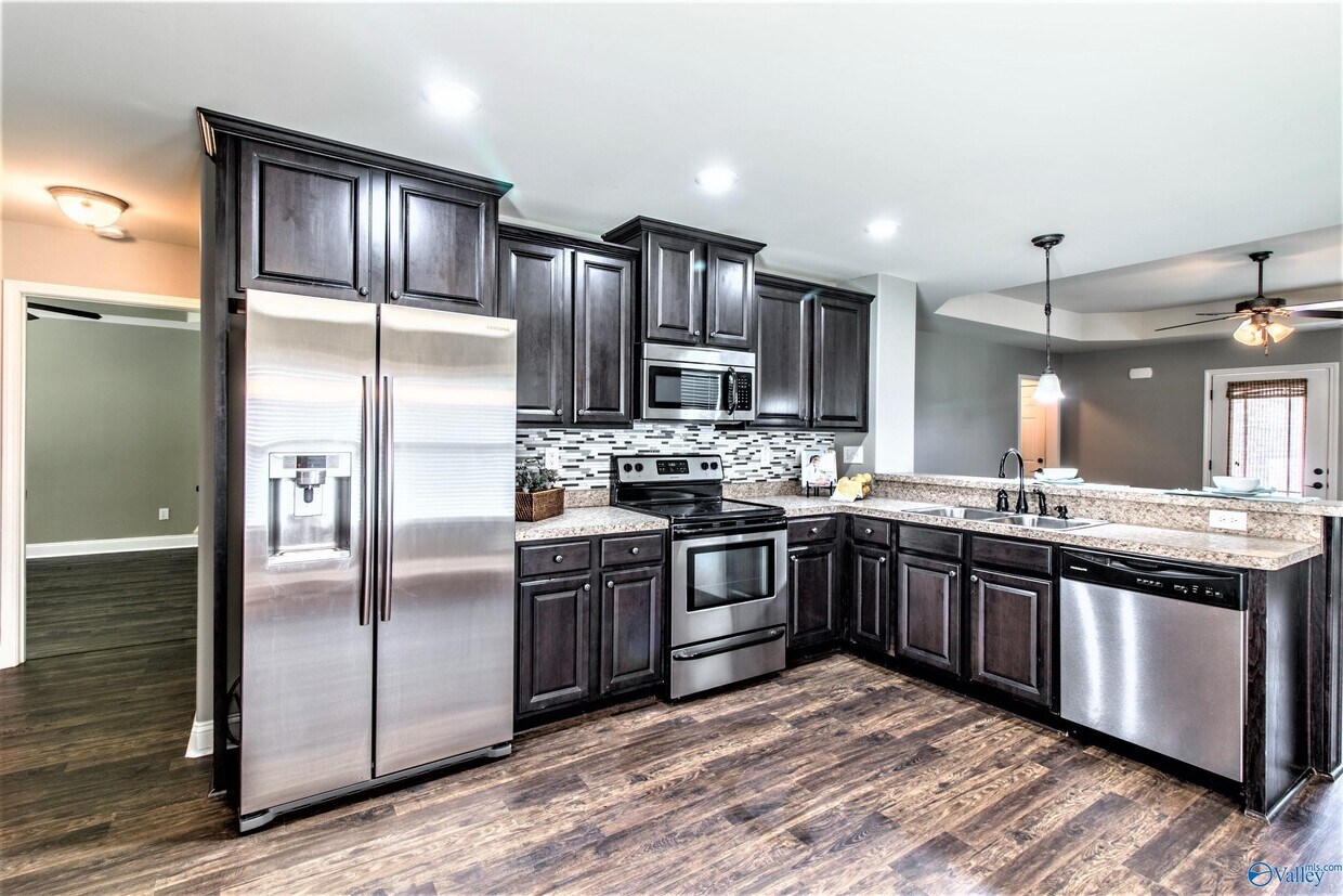 Foto principal - 5021 Montauk Trail SE