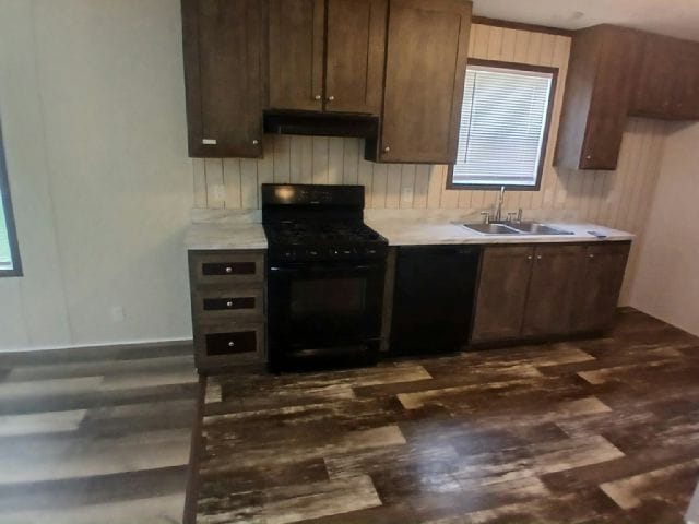 Foto principal - 64 Hollywood Dr