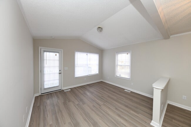 Building Photo - 1663 Sails Way