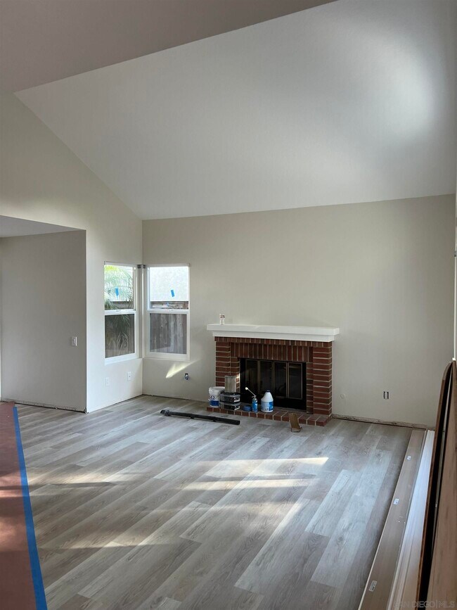 Foto del edificio - 4427 Mistral Pl