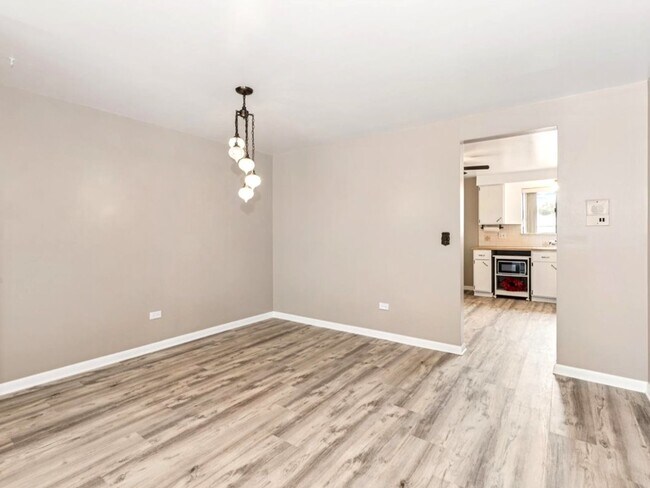 Foto del edificio - 7202 W Wrightwood Ave