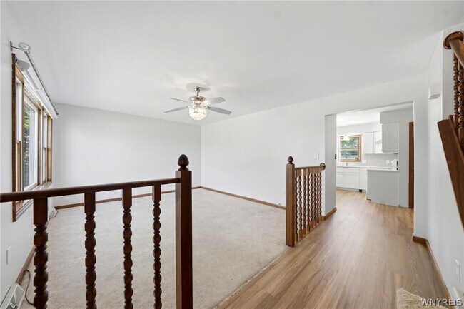 Foto del edificio - 555 Lakeview Ave