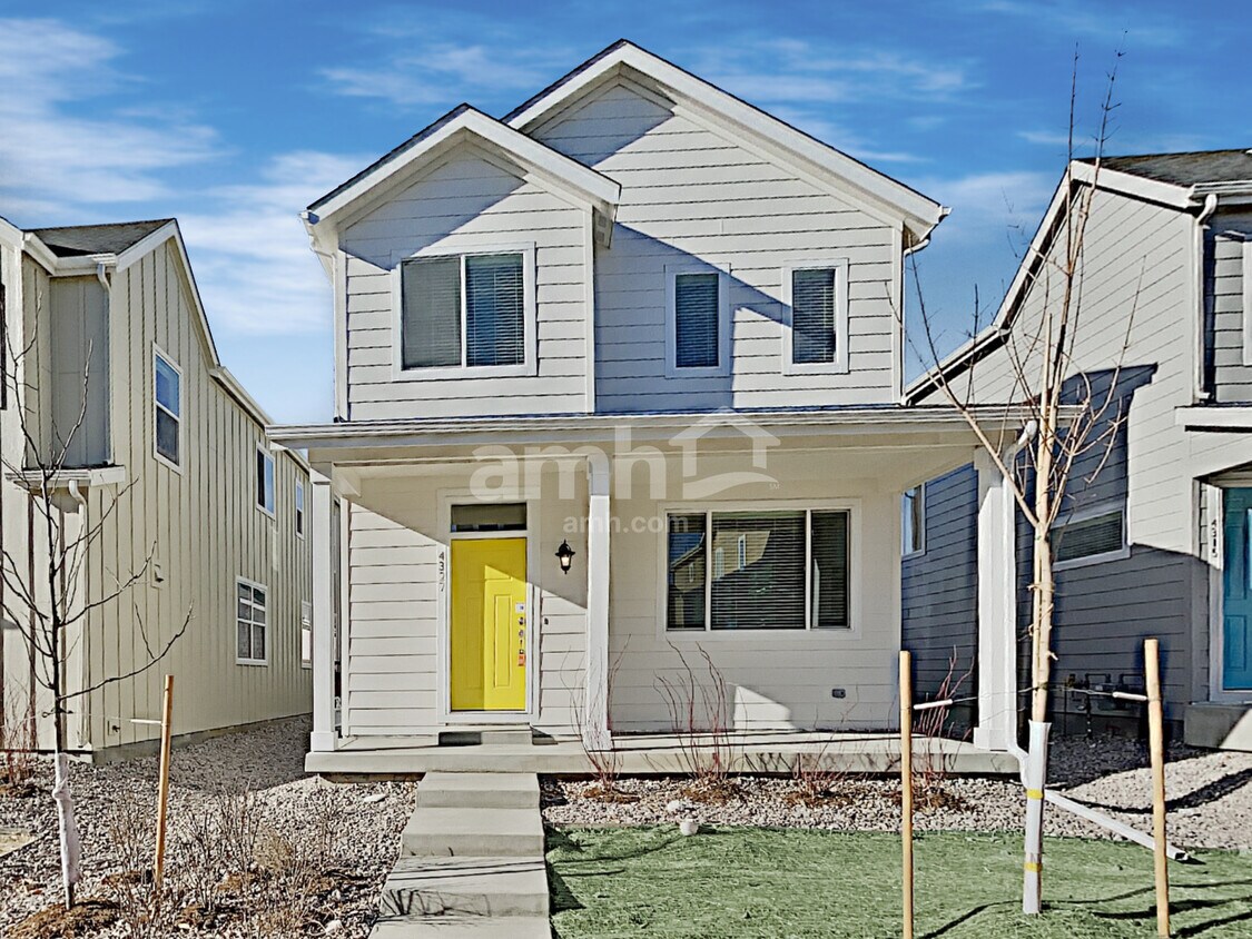 Foto principal - 4327 Crestone Peak St