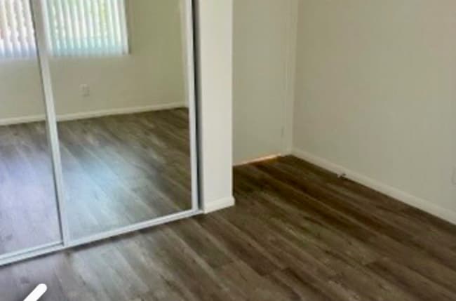 Building Photo - 3838 Vinton Ave