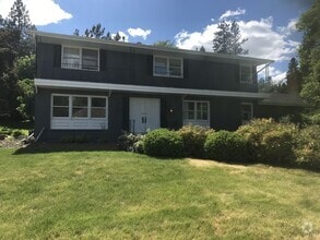 Building Photo - 10521 N Kensington Ct