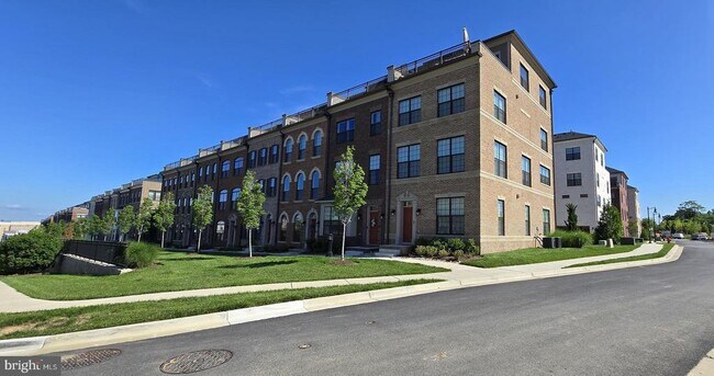 Building Photo - 627 Leigh Wy.