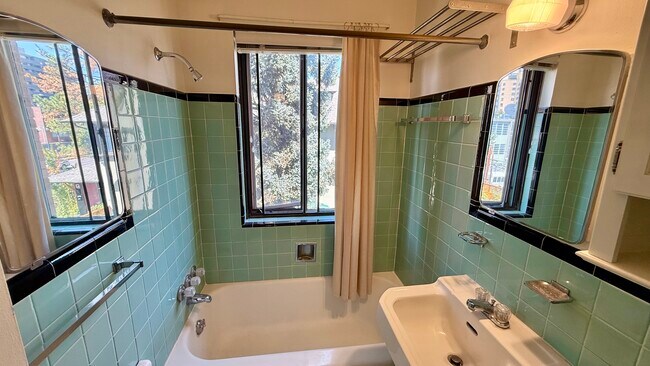 Foto del edificio - 801 N. Grant-306