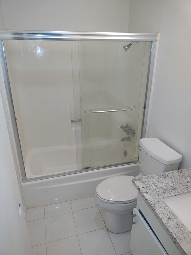 Foto del edificio - 4667 E Mountain View Dr