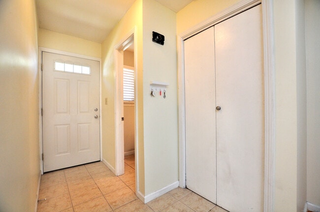 Foto del edificio - 305 Timber Ln