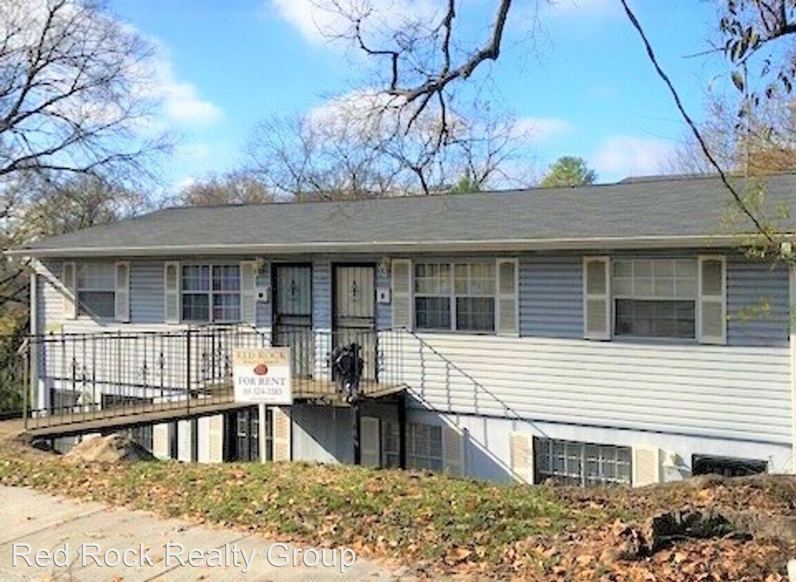 Foto principal - 856-858 8th St W
