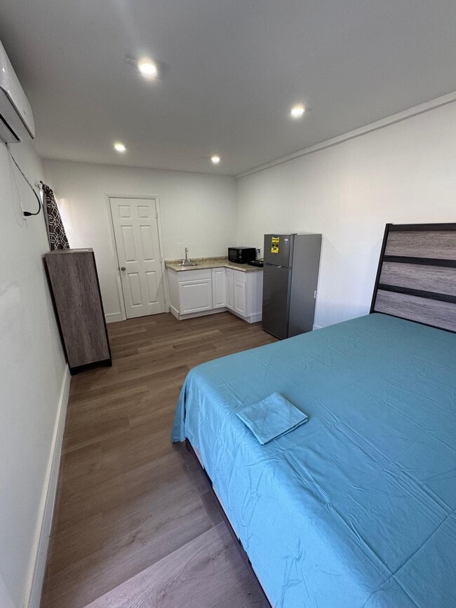 Foto del edificio - 6842 NW 14th Ct