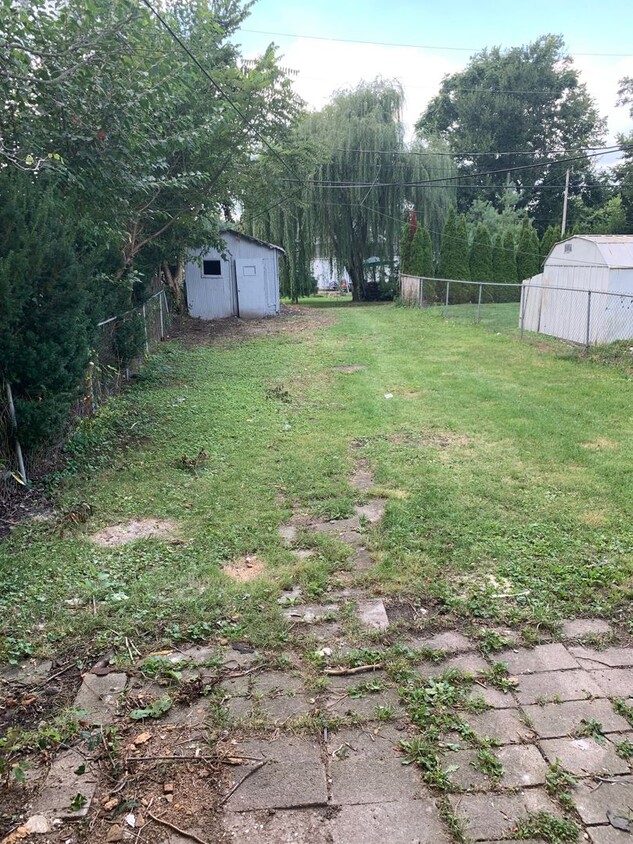 Foto principal - 2 bed 1 bath home
