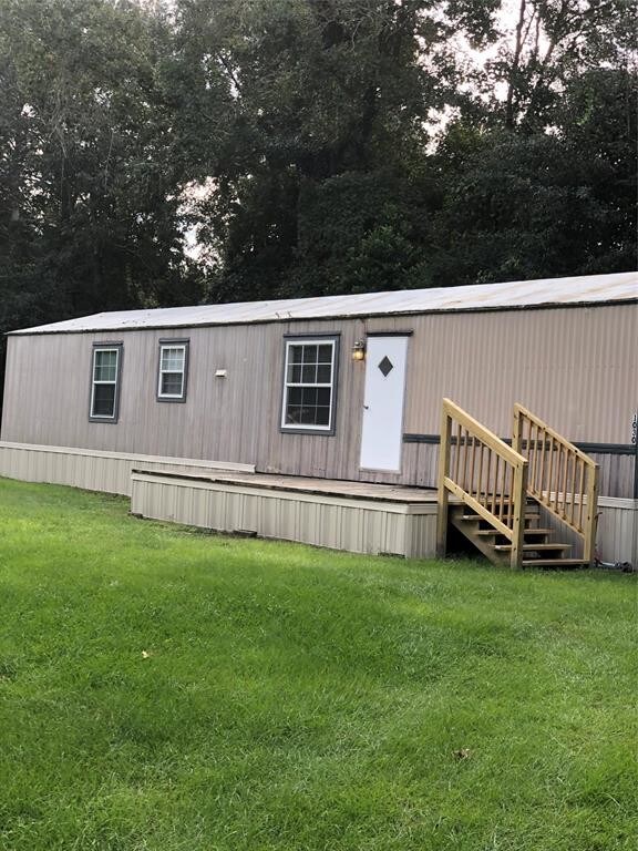 Primary Photo - 1030 County Rd 3704B