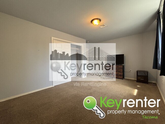 Foto del edificio - 6526 S D St