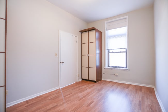 Foto del edificio - 1580 N Clybourn Ave