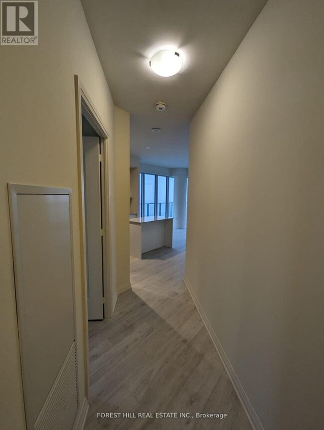 Photo du bâtiment - 9000 Jane St