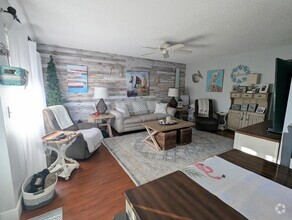 Building Photo - 172 Berkshire H