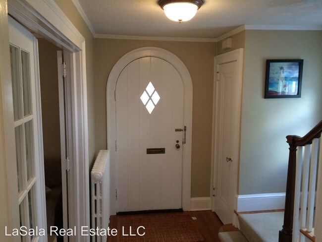 Building Photo - 168 Griswold Dr