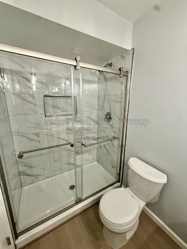 Foto del edificio - 1674 Blue Ridge Dr