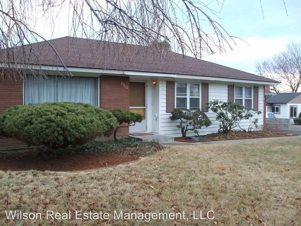 Primary Photo - 5302 Englewood Ave