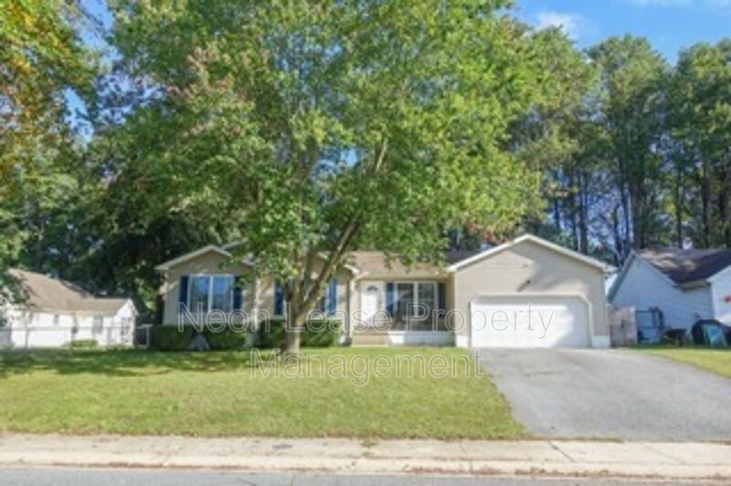 Primary Photo - 605 Beechwood Ave