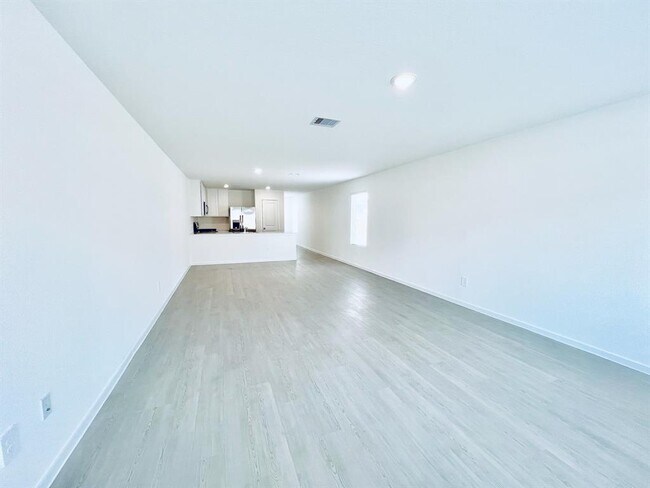Foto del edificio - 1363 Diamond Carnation Dr