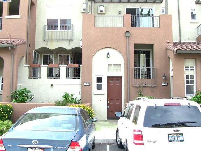 Building Photo - 1763 Camino Leonor