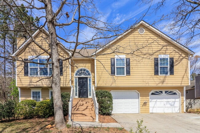 Building Photo - 305 Seals Dr