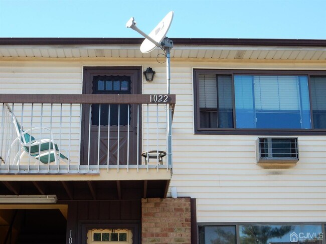Foto del edificio - 1022 Cricket Ln