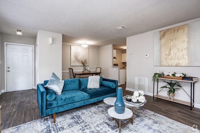 1BR, 1BA - 850SF - Sala de estar - Sutter Lake Apartments