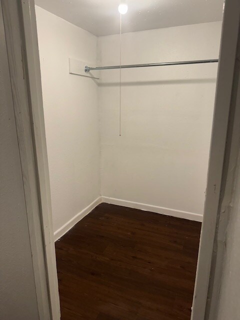 Foto del edificio - 5220 Weber Rd