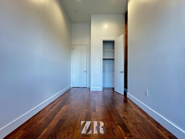 Building Photo - 1047 Bedford Ave