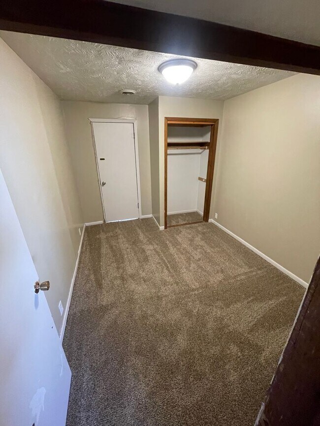 Foto del edificio - 601 W Court, 101-103 S Sumner