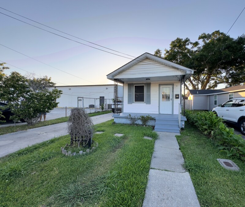 958 Ave. B, Westwego, LA 70094 House Rental in Westwego, LA