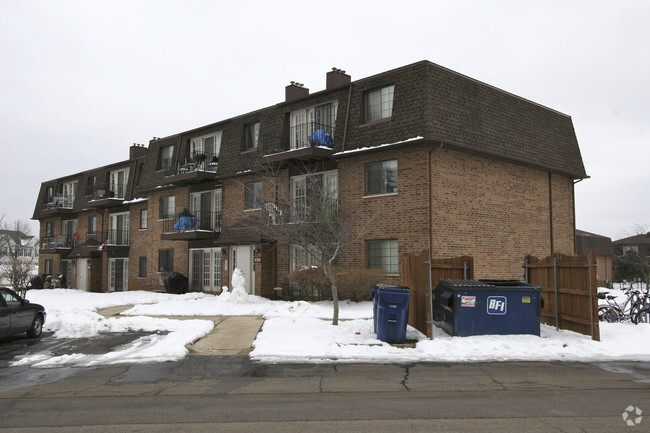 Foto del edificio - Century Point Apartments